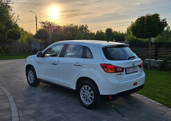 Mitsubishi ASX cena 42800 przebieg: 170000, rok produkcji 2013 z Pionki małe 277